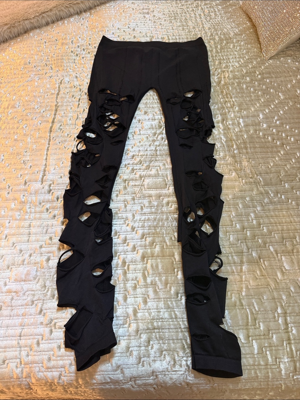 Black Ripped Ladder-Detail Women’s Stretch Leggings